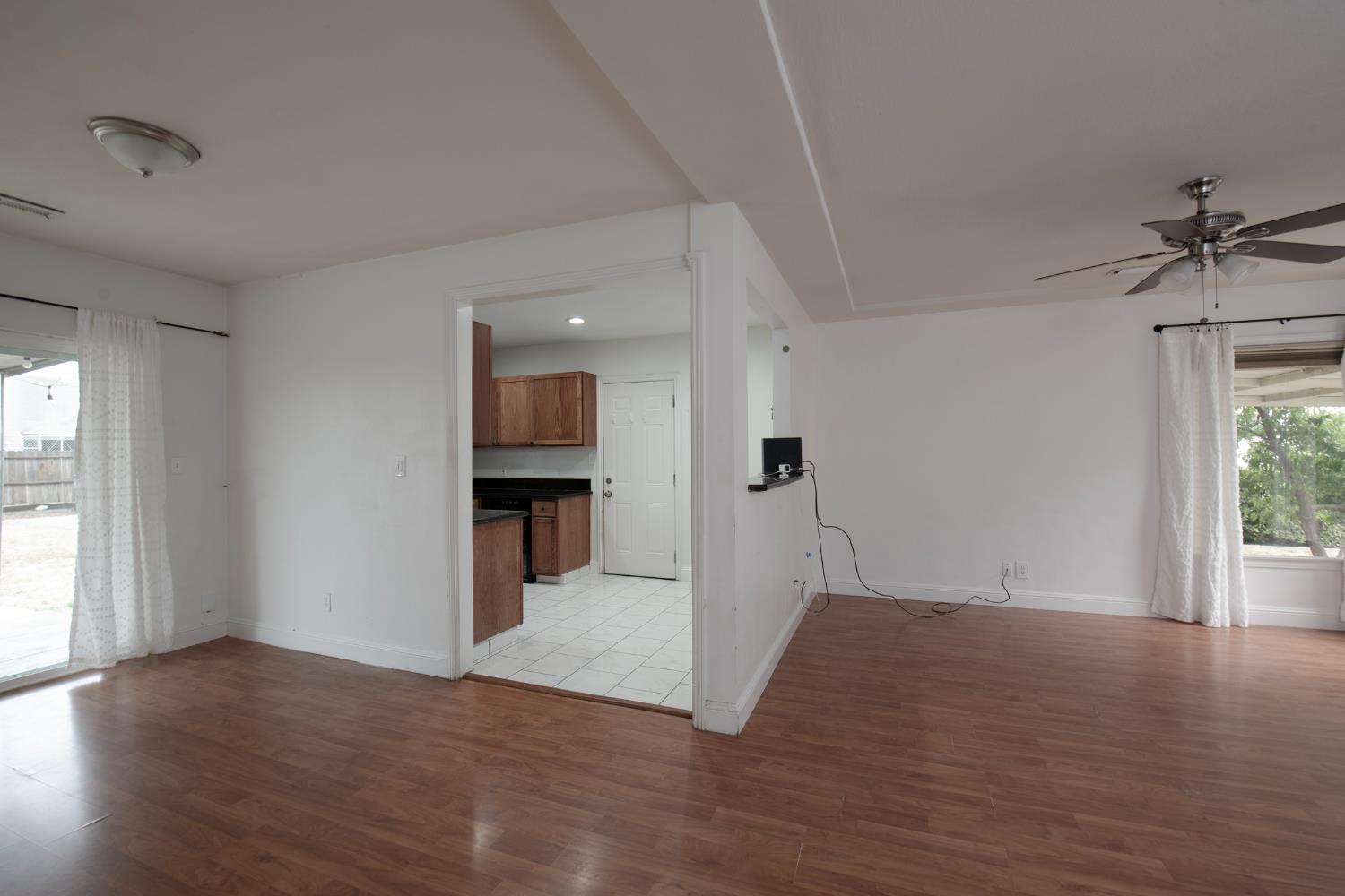 524 W vassar, Fresno, CA 93705