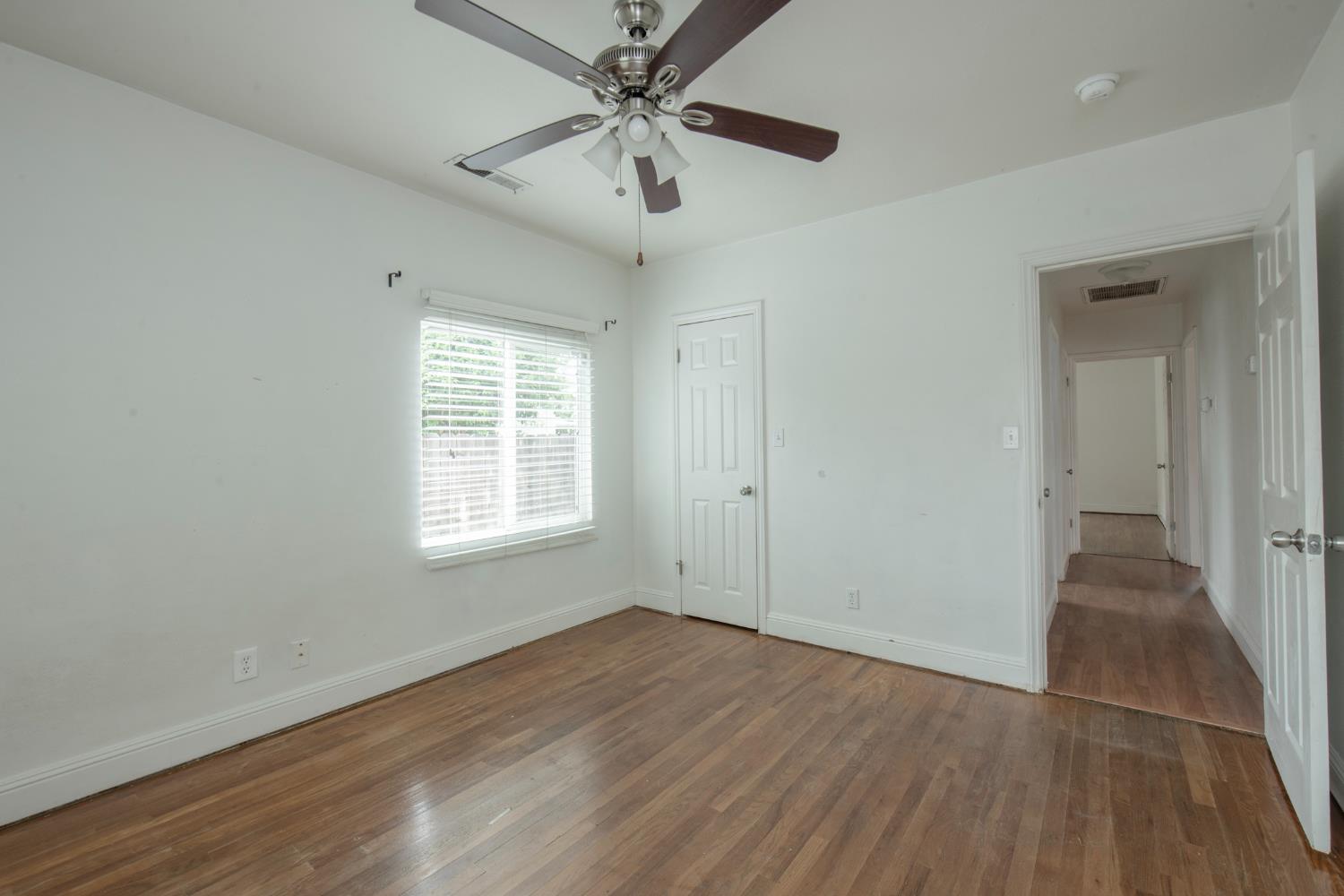 524 W vassar, Fresno, CA 93705