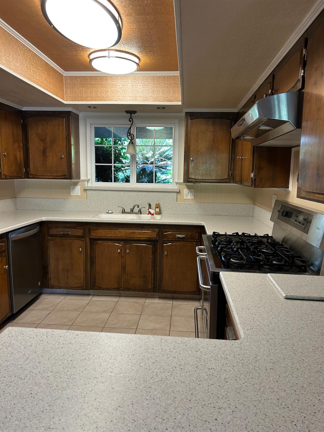 2360 23rd Ave, Kingsburg, CA 93631