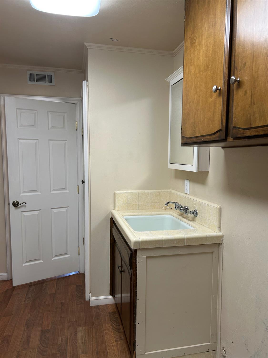 2360 23rd Ave, Kingsburg, CA 93631
