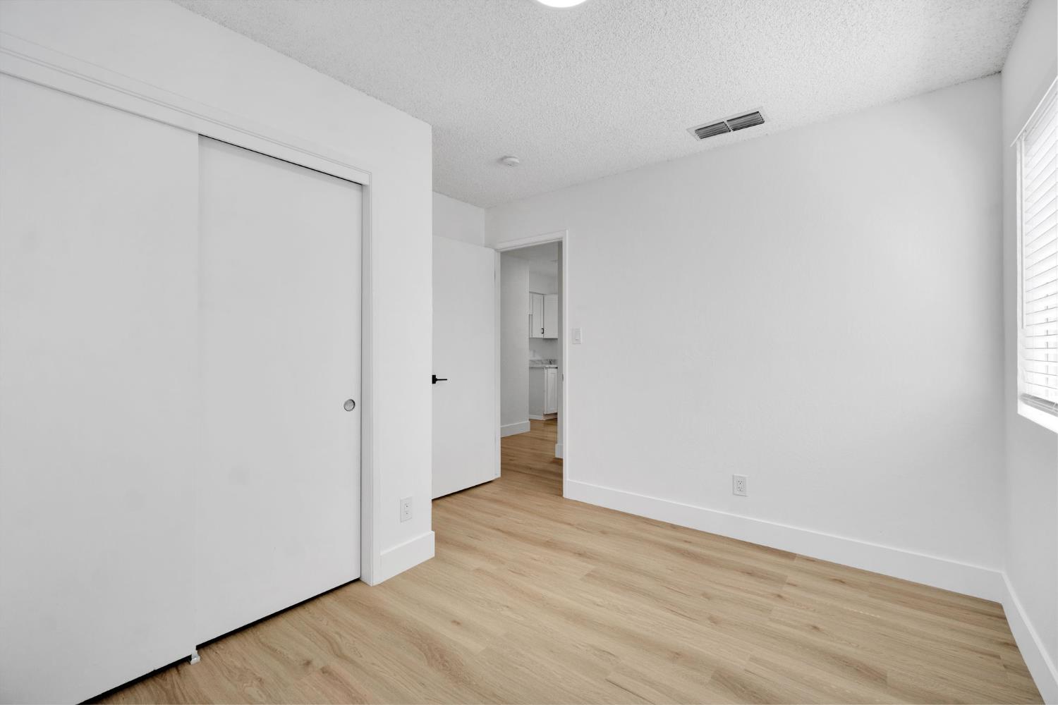 4188 N Cornelia Ave, Fresno, CA 93722