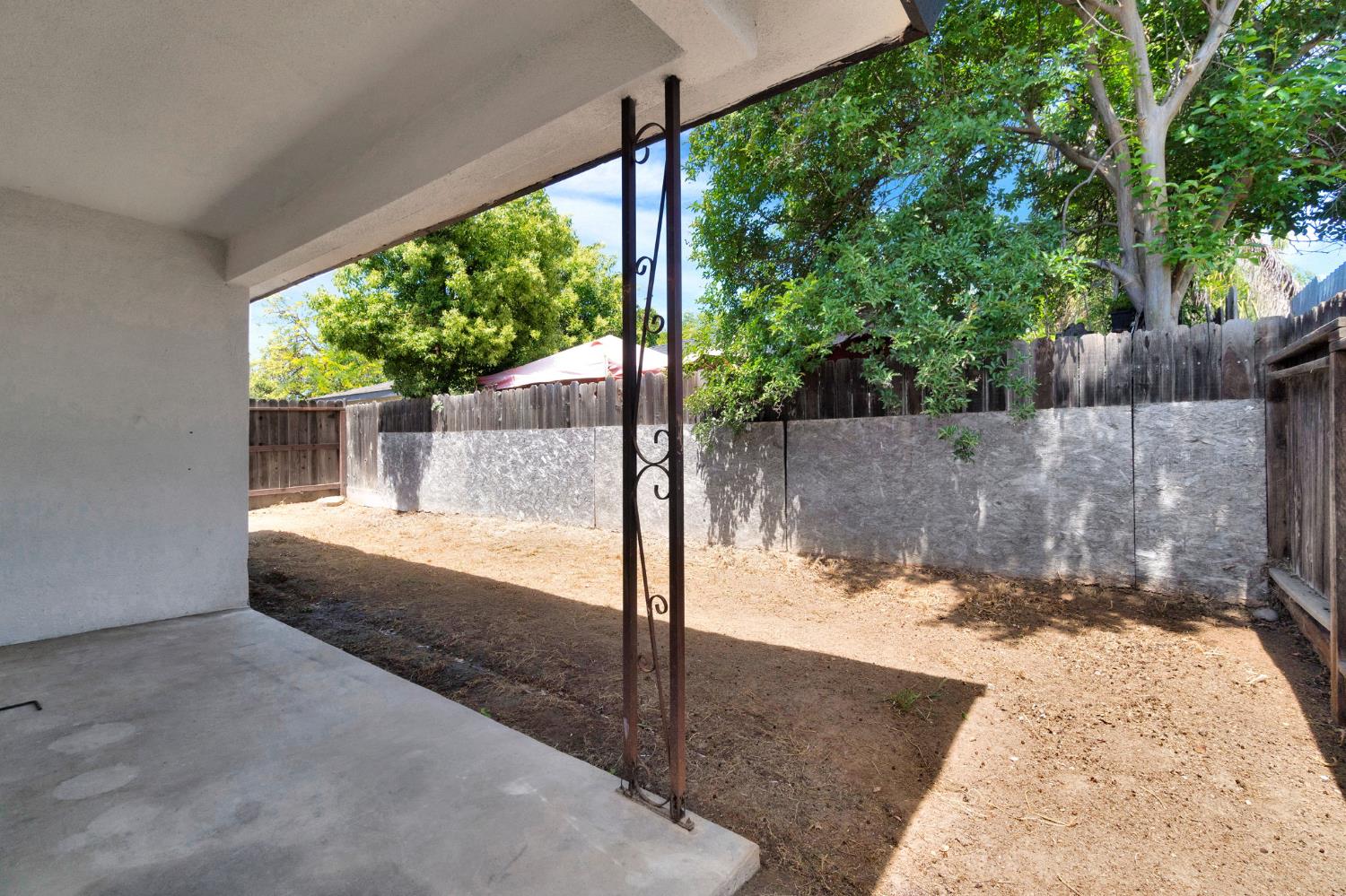 4188 N Cornelia Ave, Fresno, CA 93722