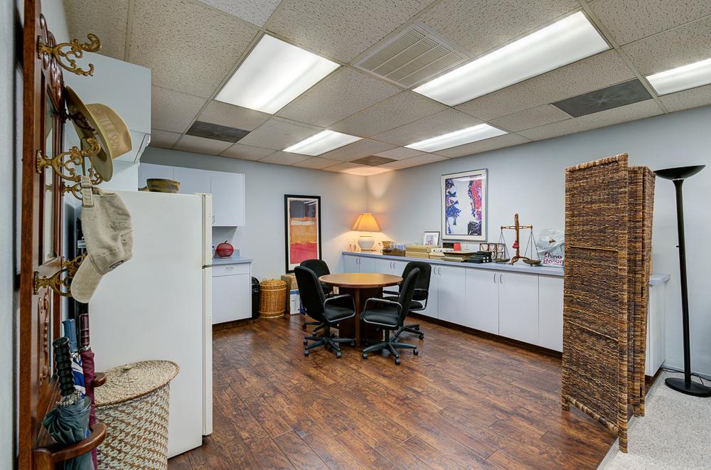 2950 Mariposa, Fresno, CA 93721