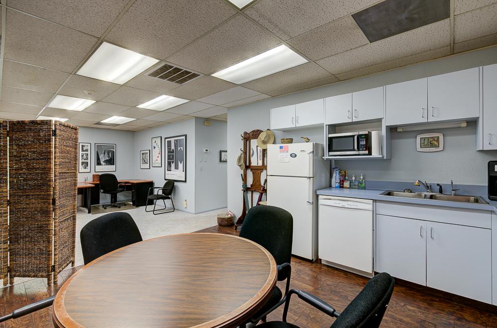 2950 Mariposa, Fresno, CA 93721