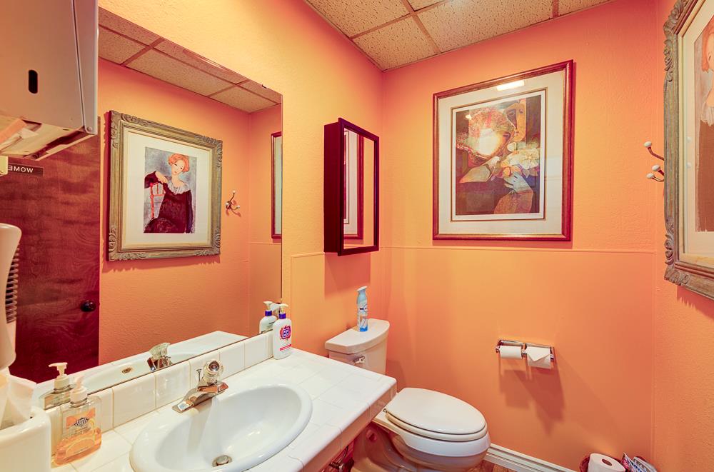 2950 Mariposa, Fresno, CA 93721