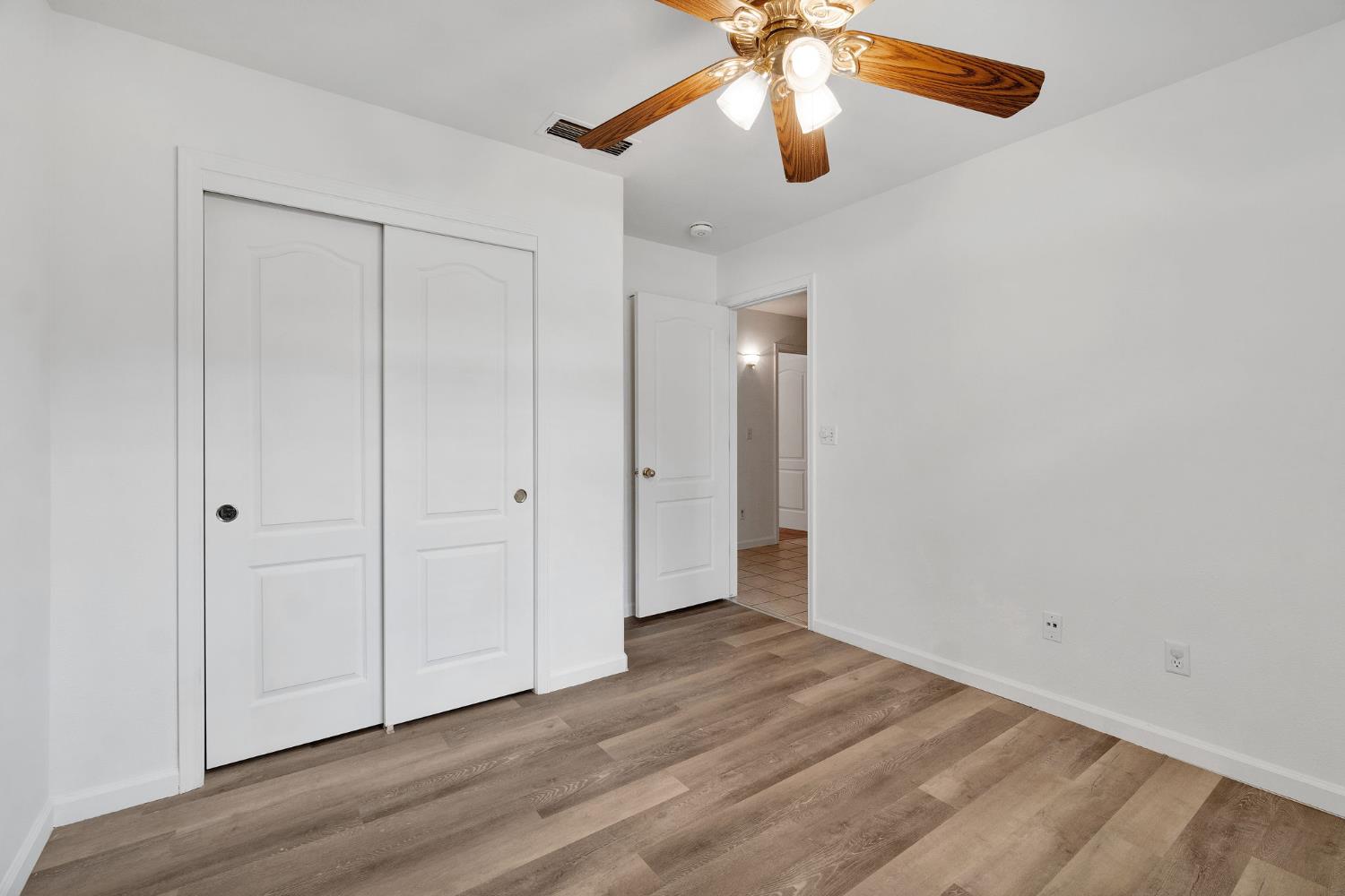 4466 W Celeste Ave, Fresno, CA 93722