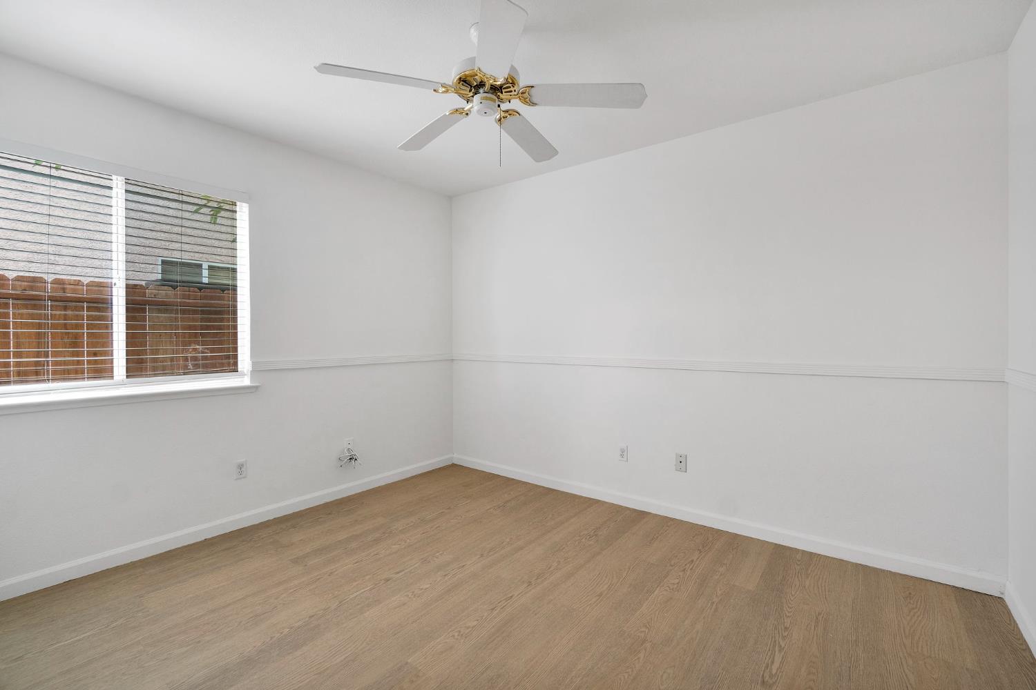 4466 W Celeste Ave, Fresno, CA 93722