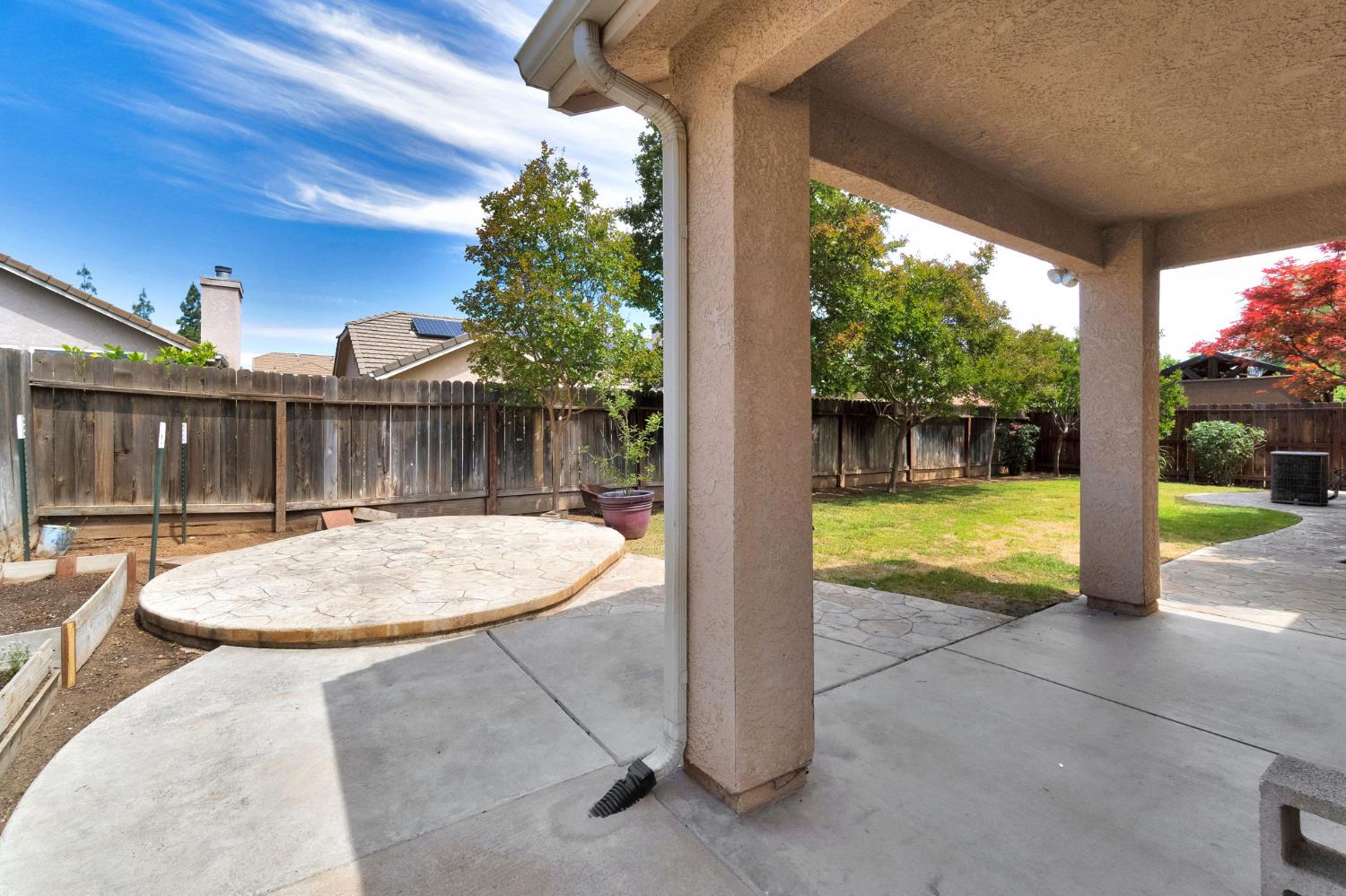 4466 W Celeste Ave, Fresno, CA 93722