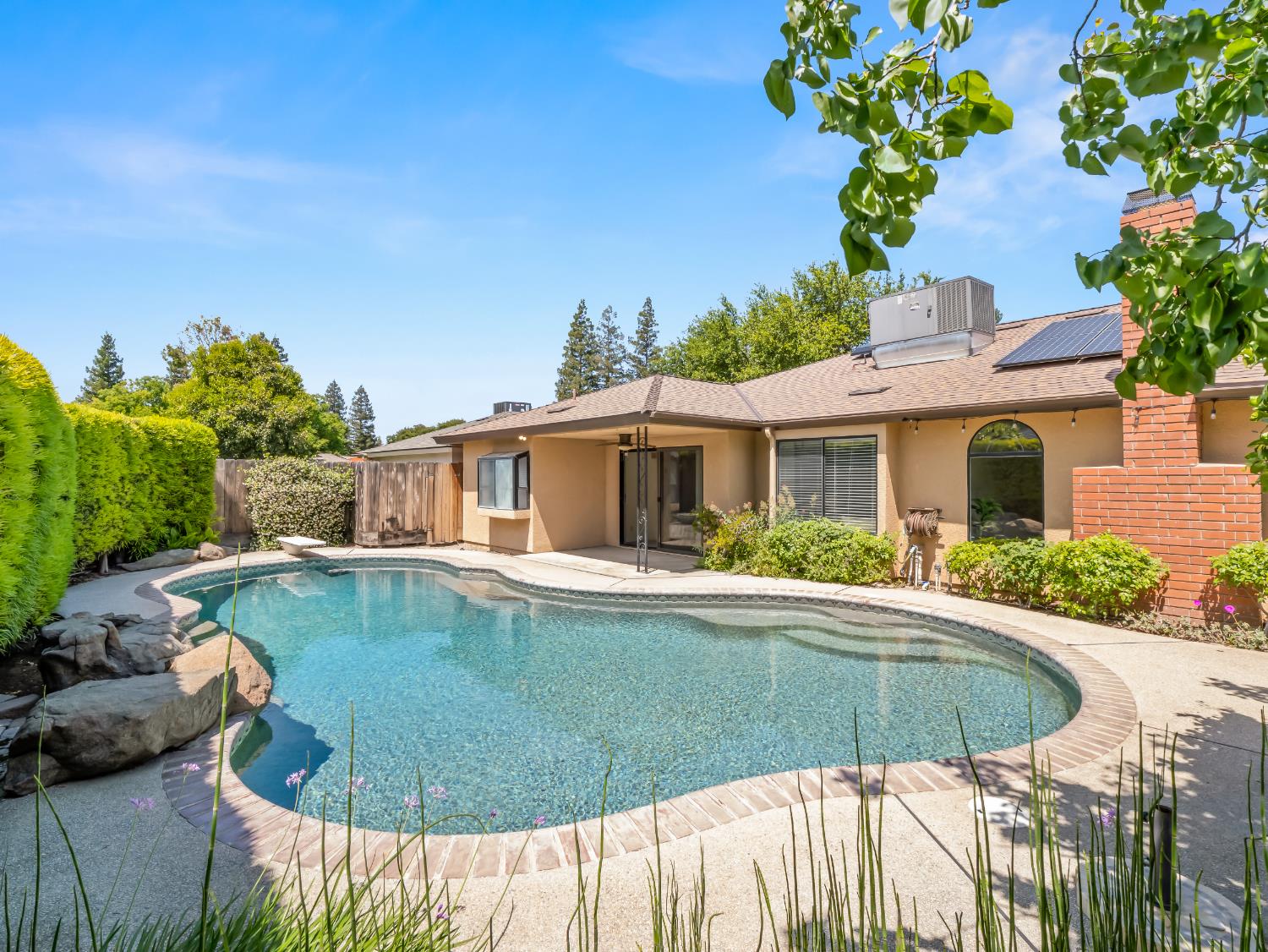 6461 N San Pedro Ave, Fresno, CA 93711