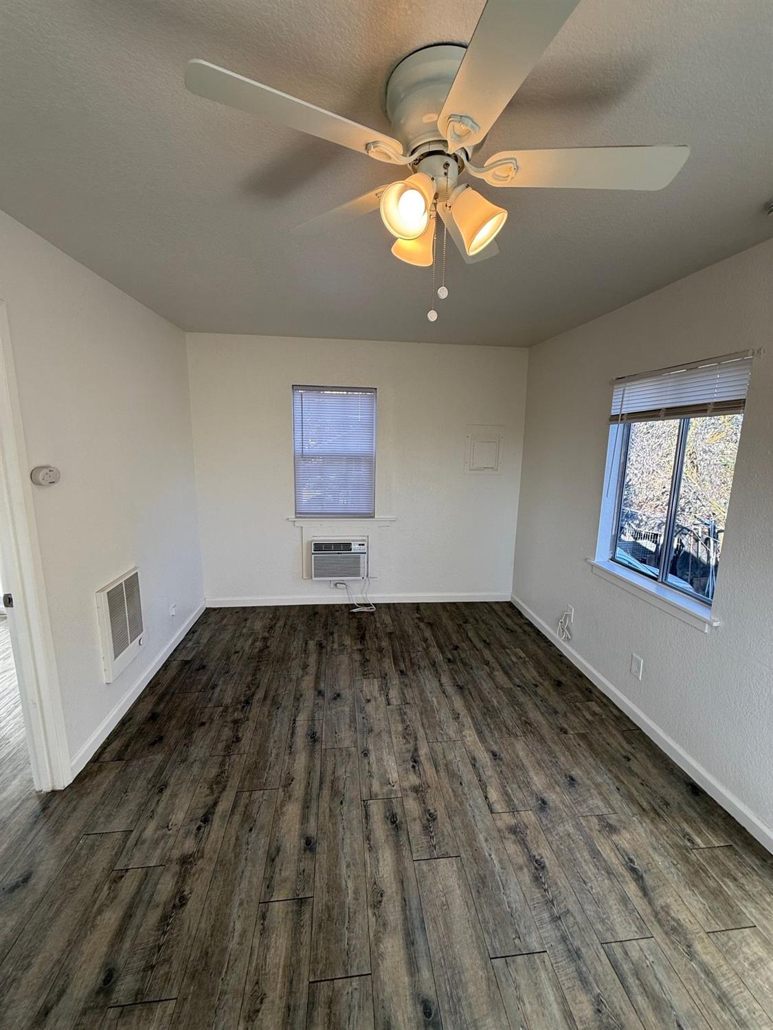 13229 Le Grand Rd, Le Grand, CA 95333