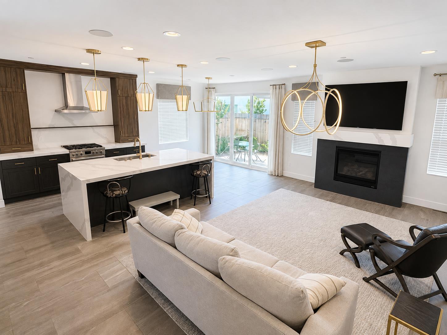 6347 E Adena Ave, Fresno, CA 93727