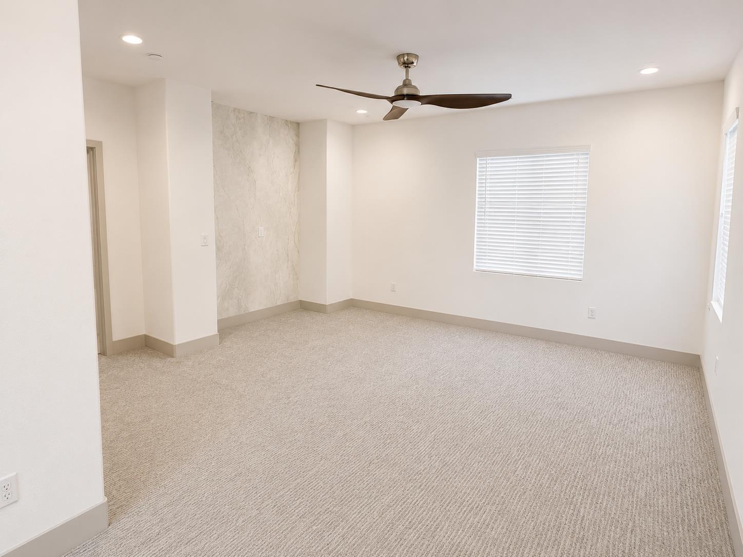 6347 E Adena Ave, Fresno, CA 93727