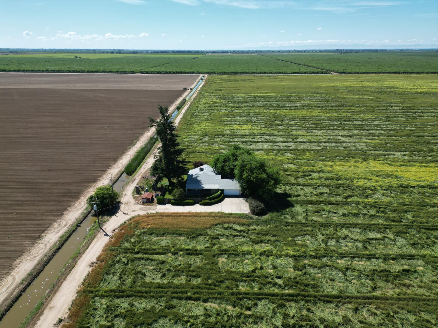 8841 Cross Road, Chowchilla, CA 93610