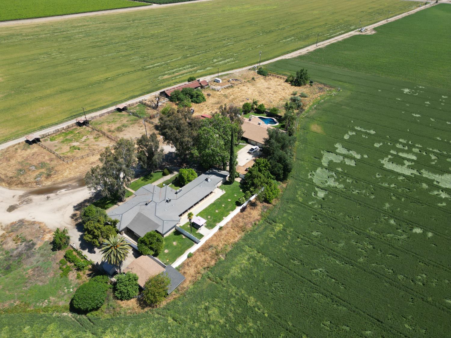 8841 Cross Road, Chowchilla, CA 93610