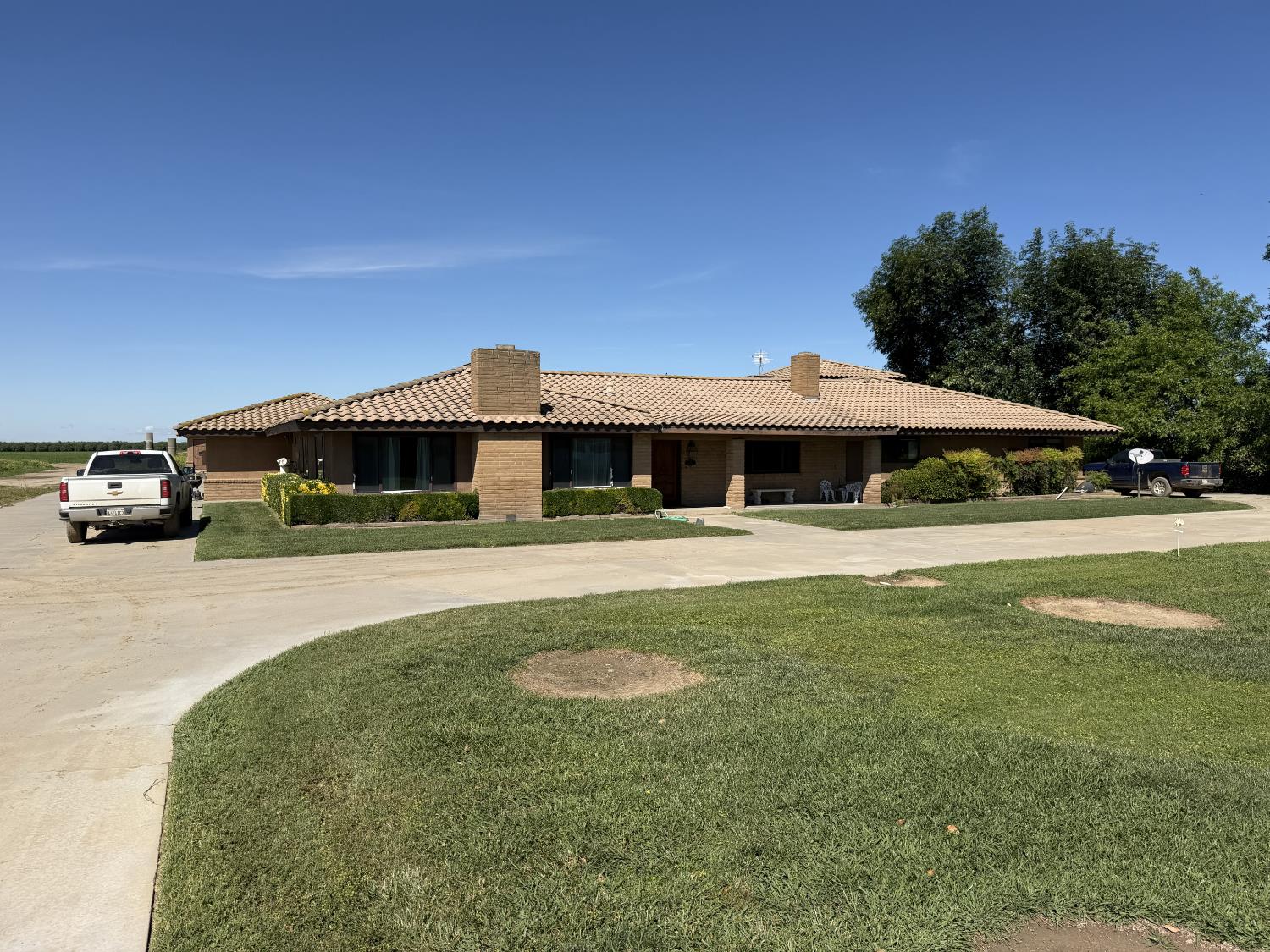 8841 Cross Road, Chowchilla, CA 93610