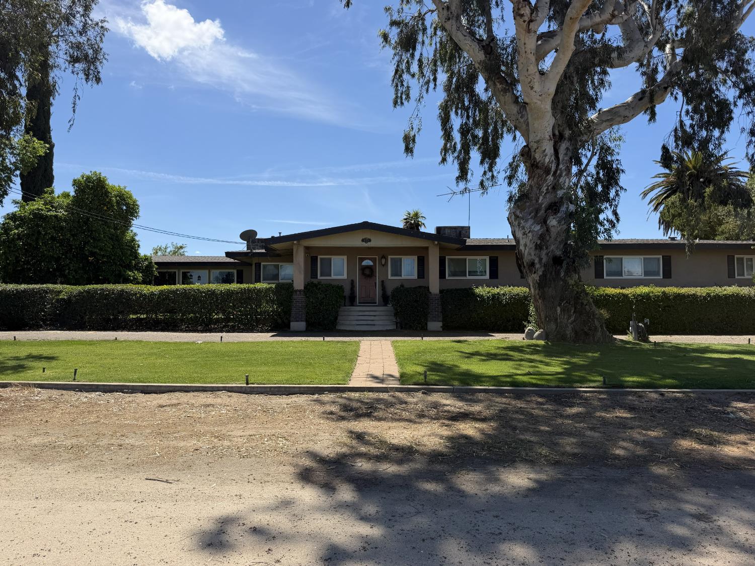 8841 Cross Road, Chowchilla, CA 93610