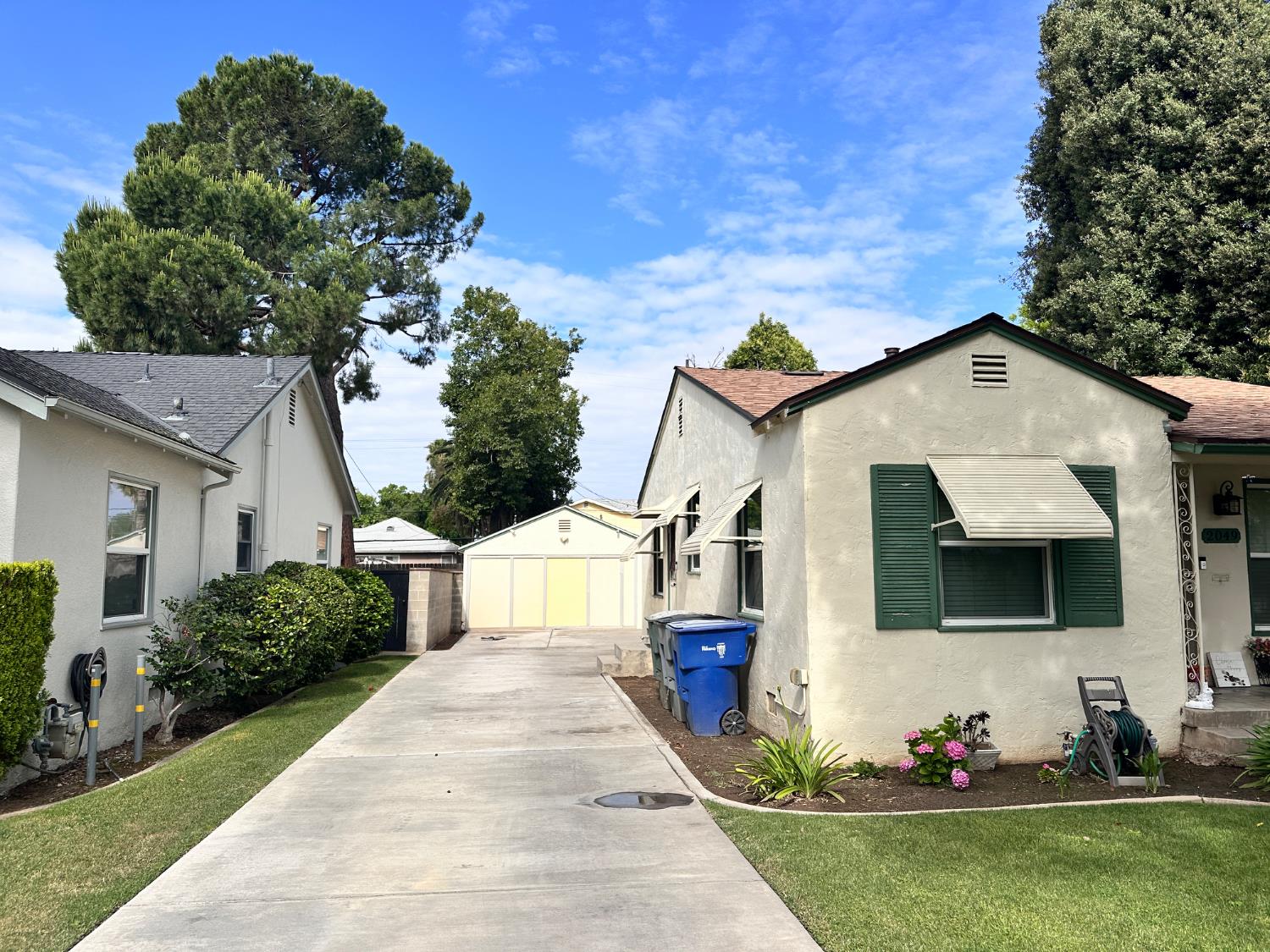 2049 N Adoline Ave, Fresno, CA 93705