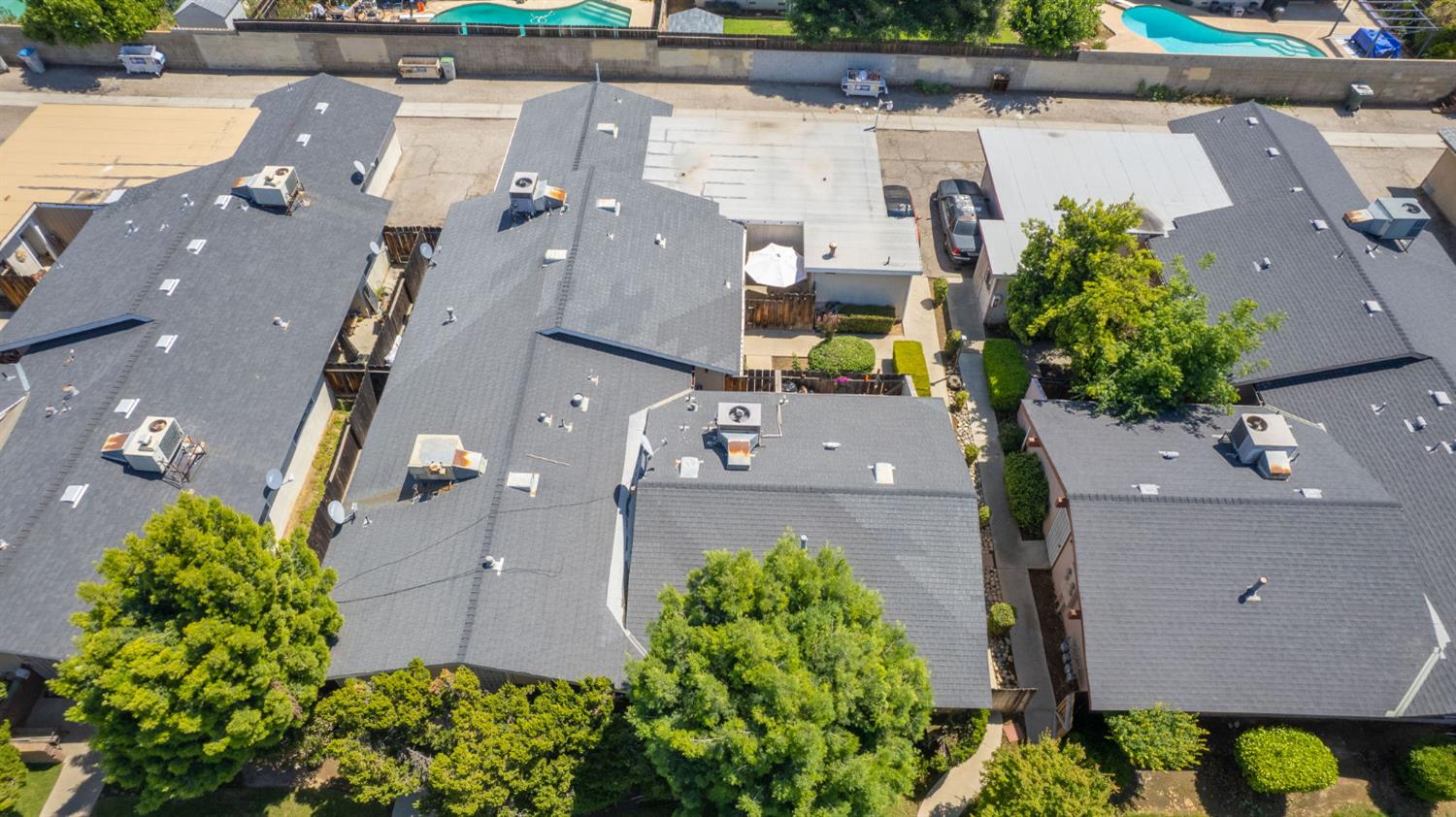 6250 N Fresno St, Fresno, CA 93710