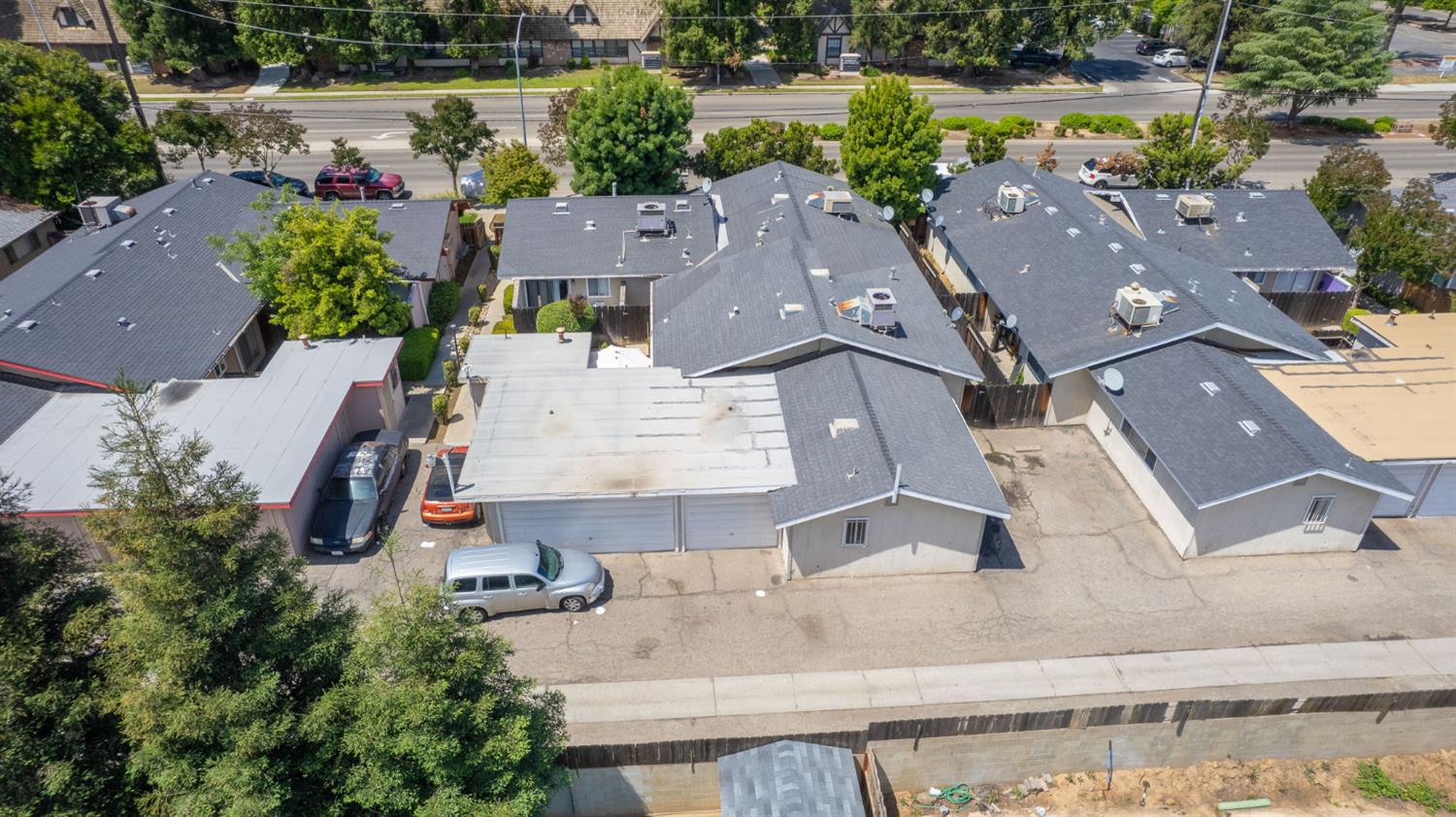 6250 N Fresno St, Fresno, CA 93710