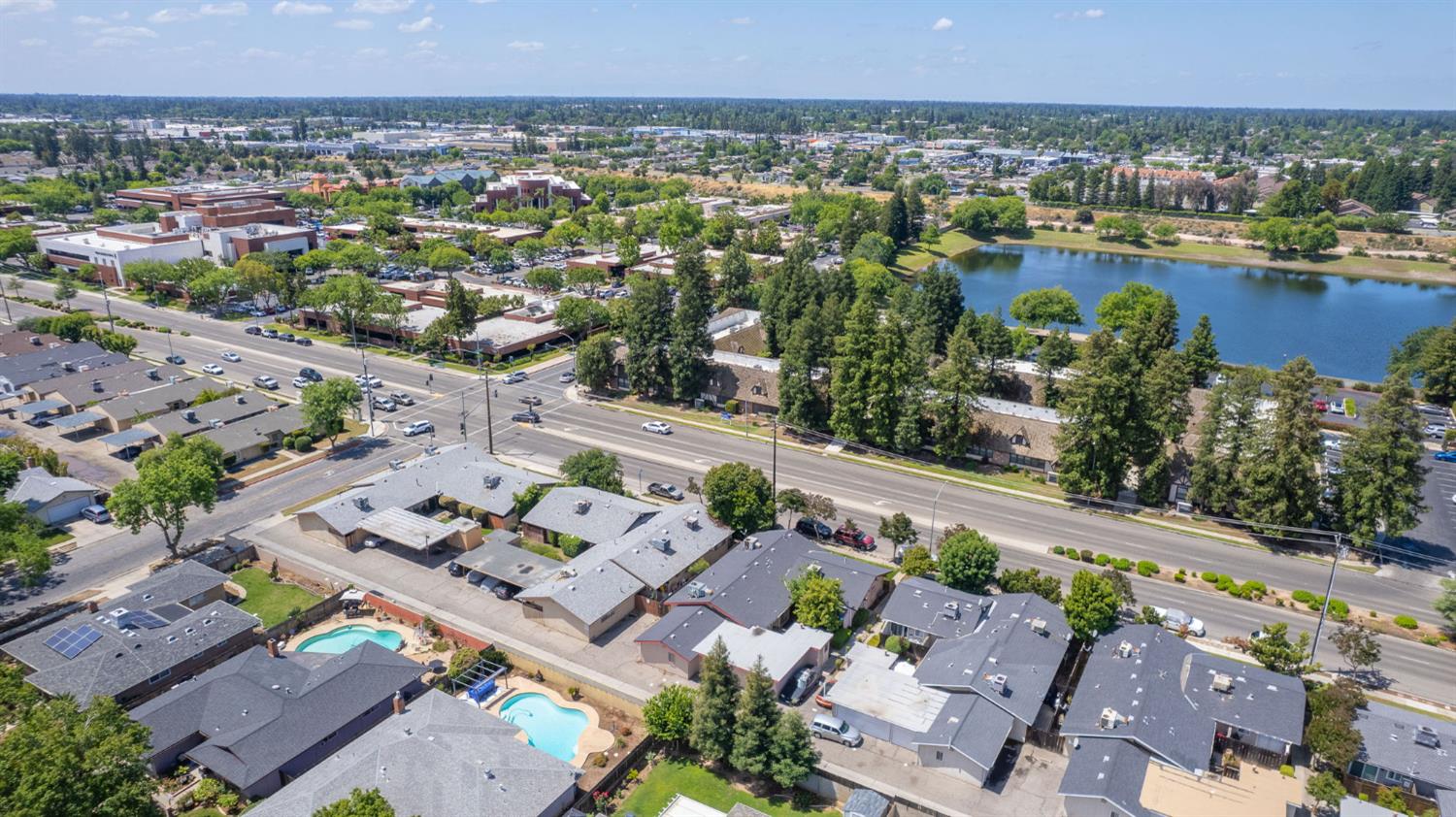 6250 N Fresno St, Fresno, CA 93710