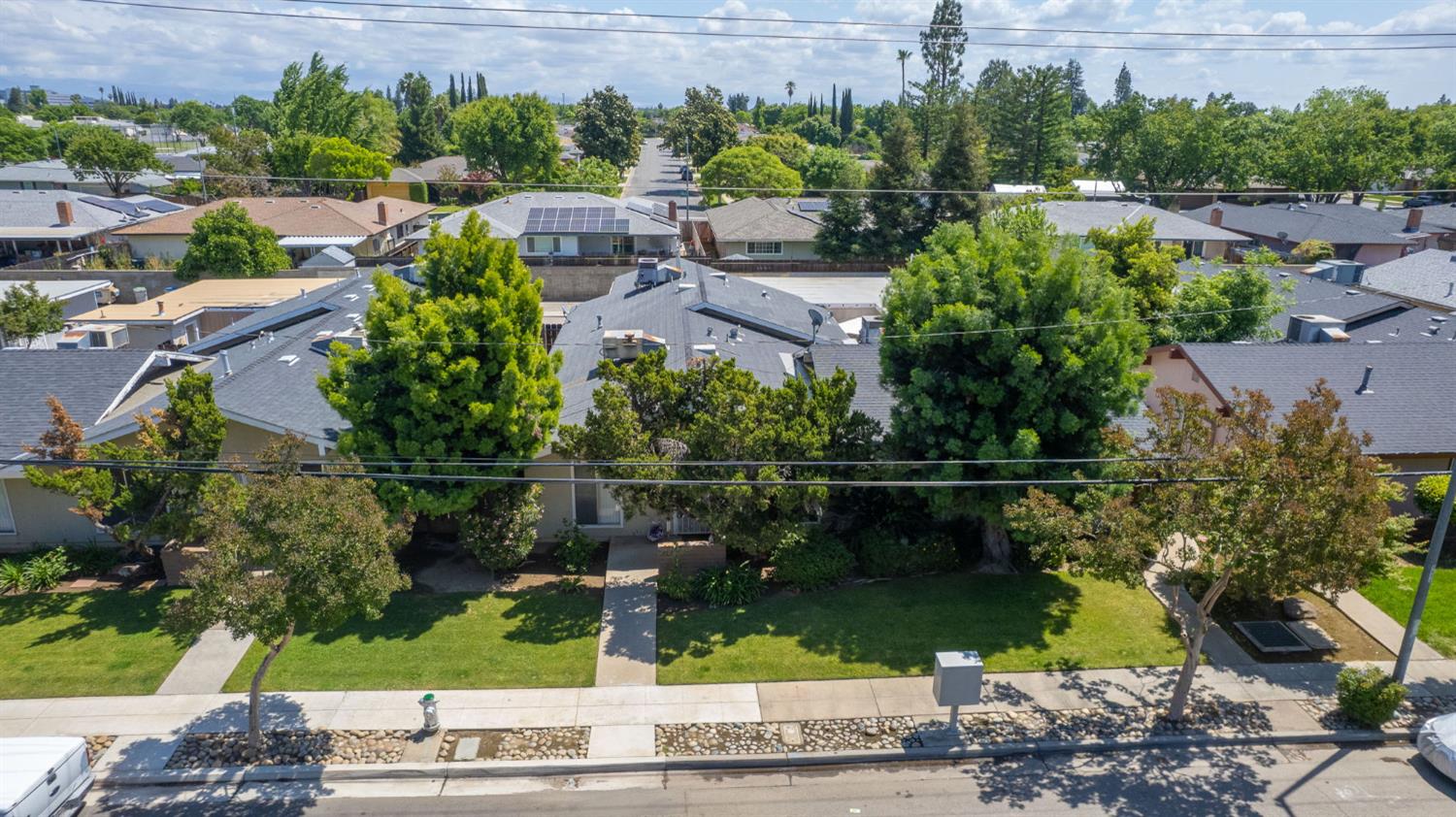 6250 N Fresno St, Fresno, CA 93710