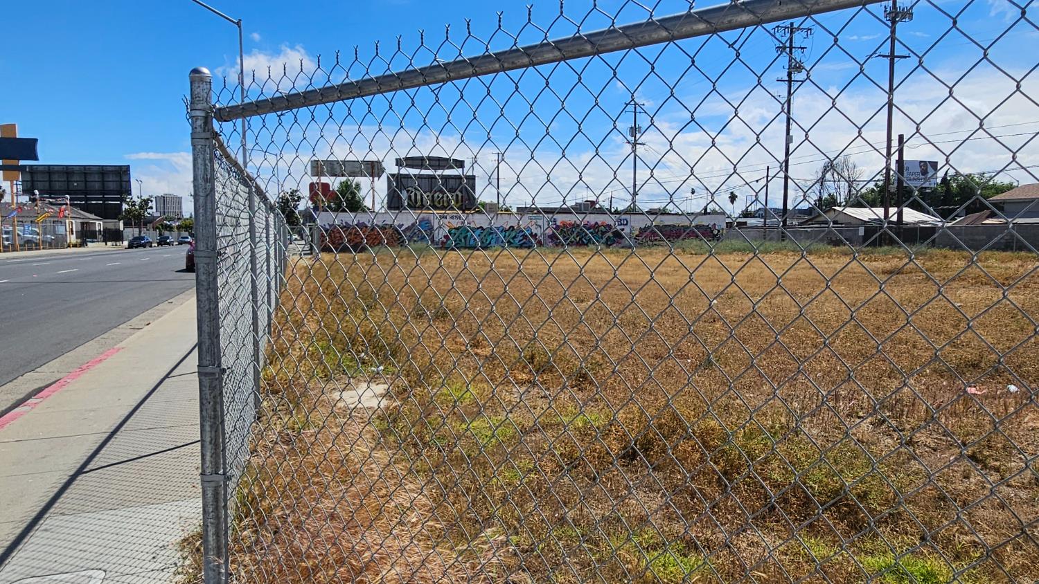 367 N Abby St, Fresno, CA 93701