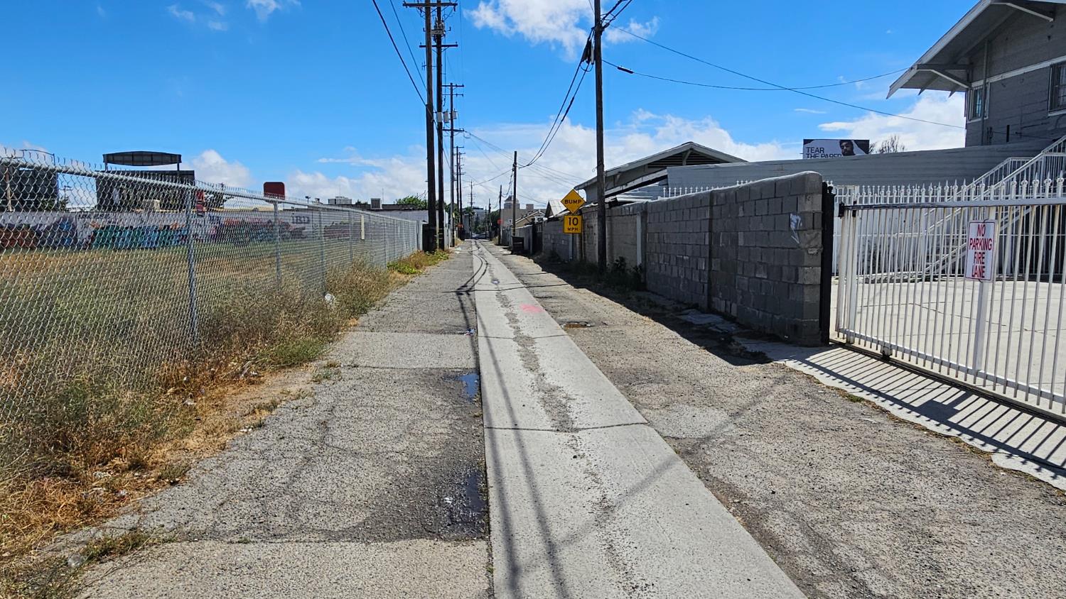 367 N Abby St, Fresno, CA 93701