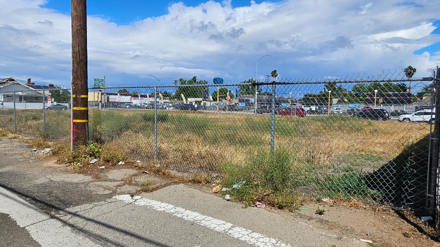 367 N Abby St, Fresno, CA 93701