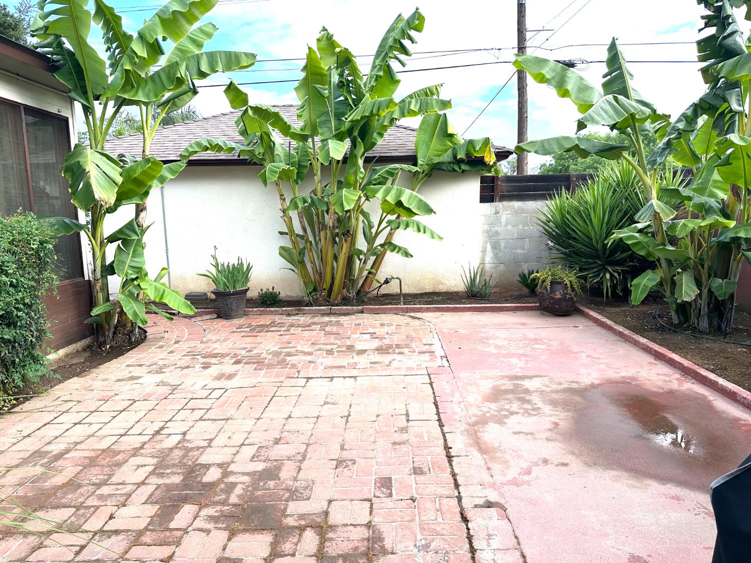 93 E Andrews Ave, Fresno, CA 93704