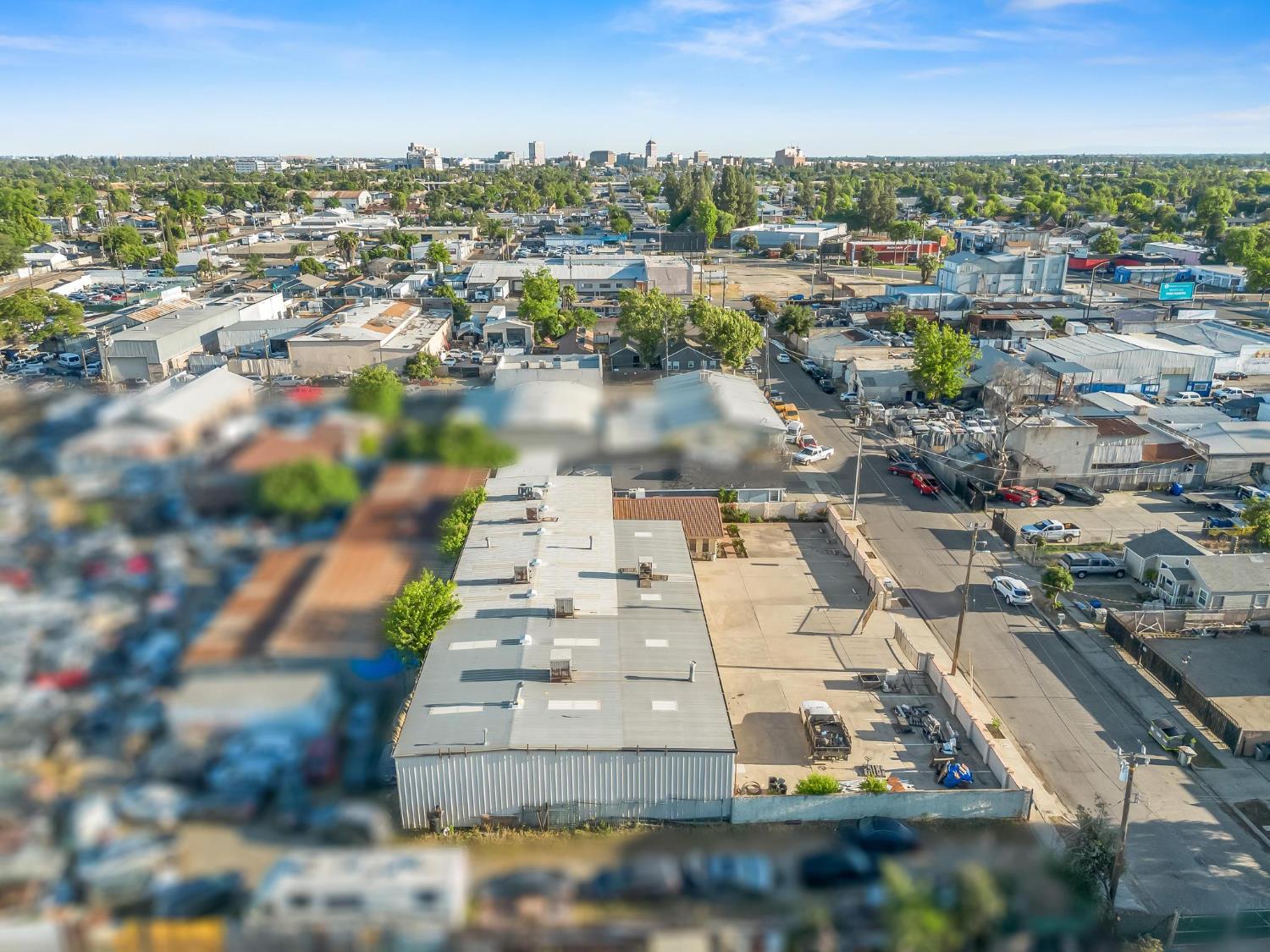 1380 N Abby St, Fresno, CA 93703