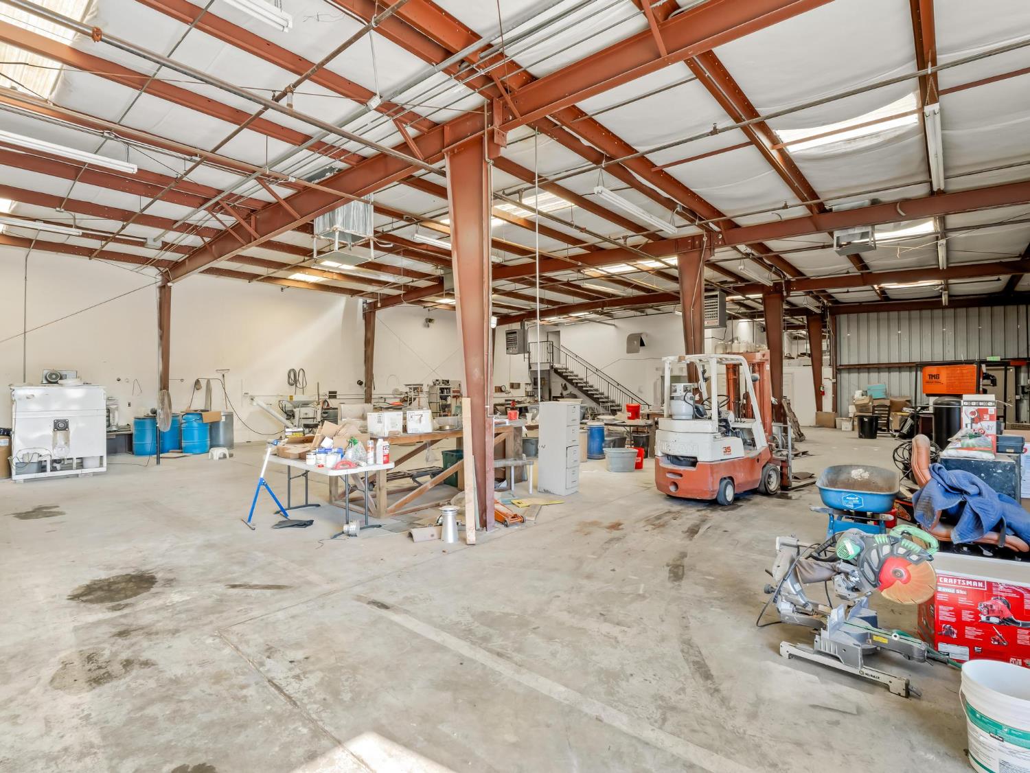 1380 N Abby St, Fresno, CA 93703