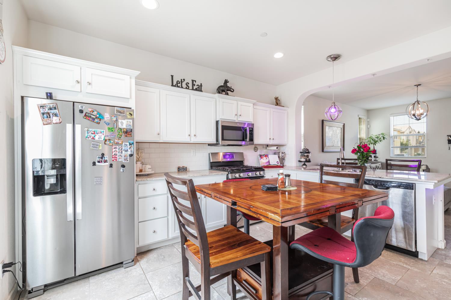 1563 Joy, Clovis, CA 93619