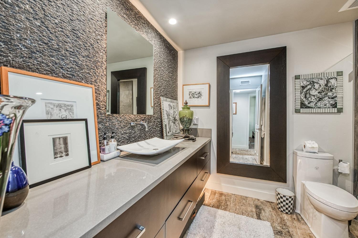 2806 W Kensington Ln, Fresno, CA 93711