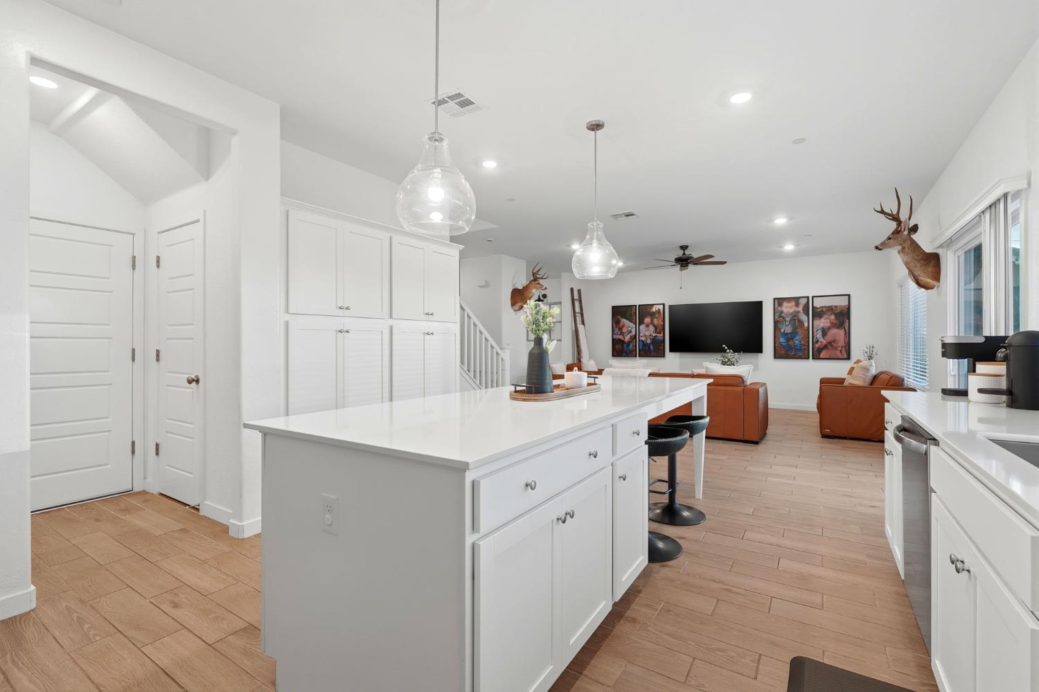 4449 N Phoenix Ave, Fresno, CA 93723