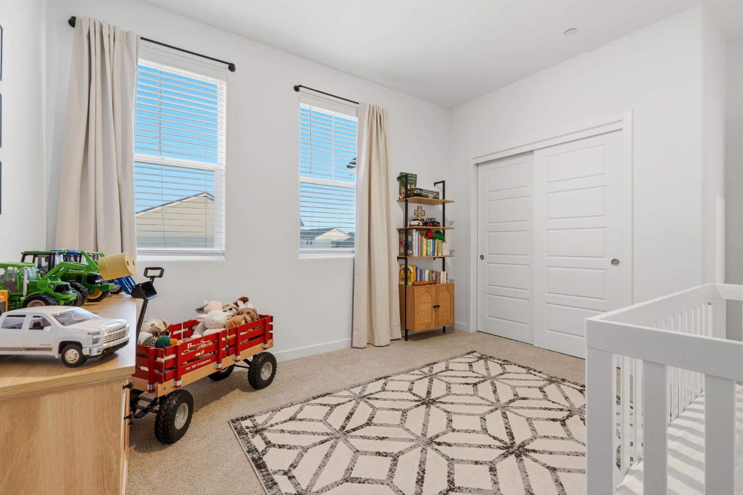 4449 N Phoenix Ave, Fresno, CA 93723