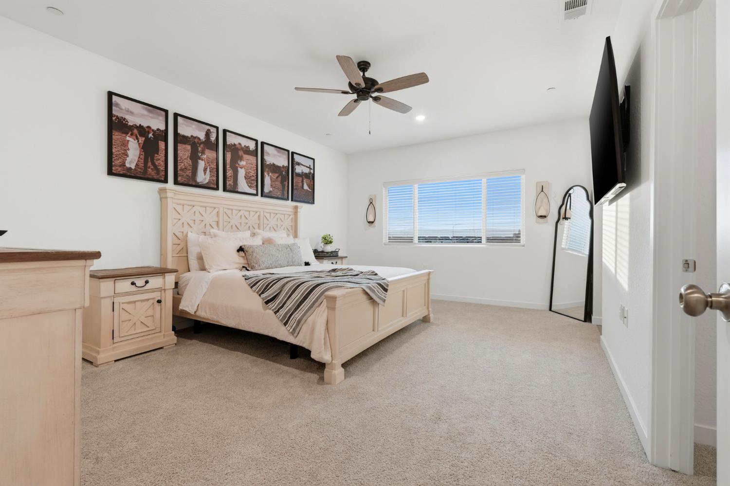 4449 N Phoenix Ave, Fresno, CA 93723