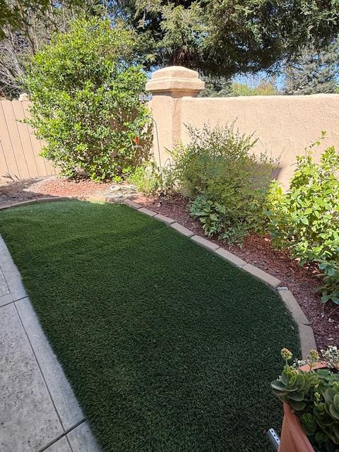 645 E Champlain Ave #104, Fresno, CA 93730