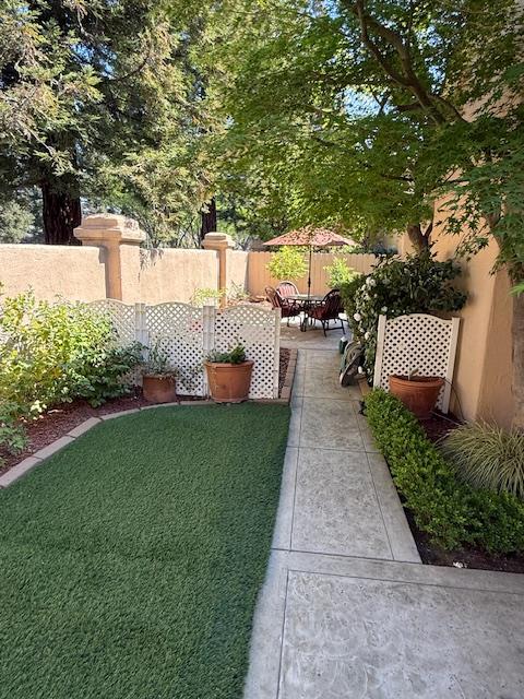 645 E Champlain Ave #104, Fresno, CA 93730