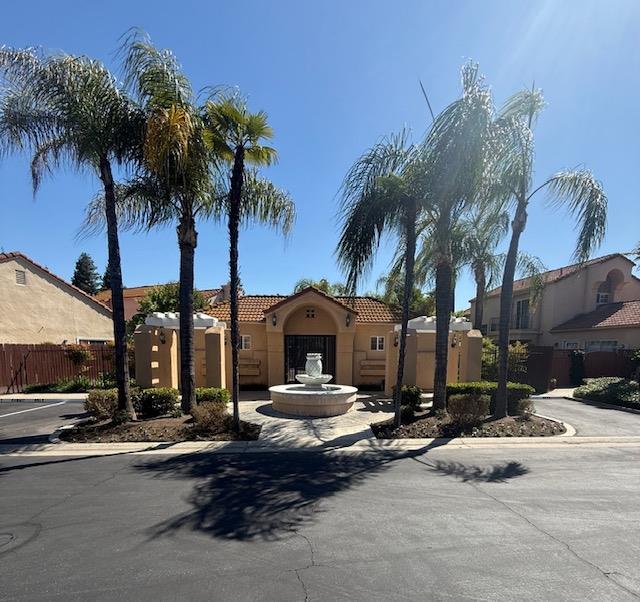 645 E Champlain Ave #104, Fresno, CA 93730