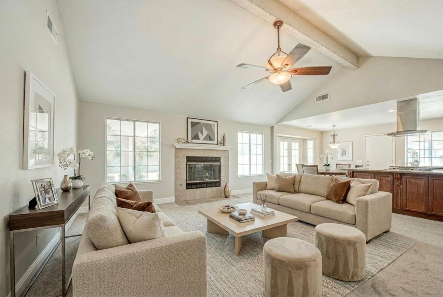 5358 W Clinton Ave, Fresno, CA 93722