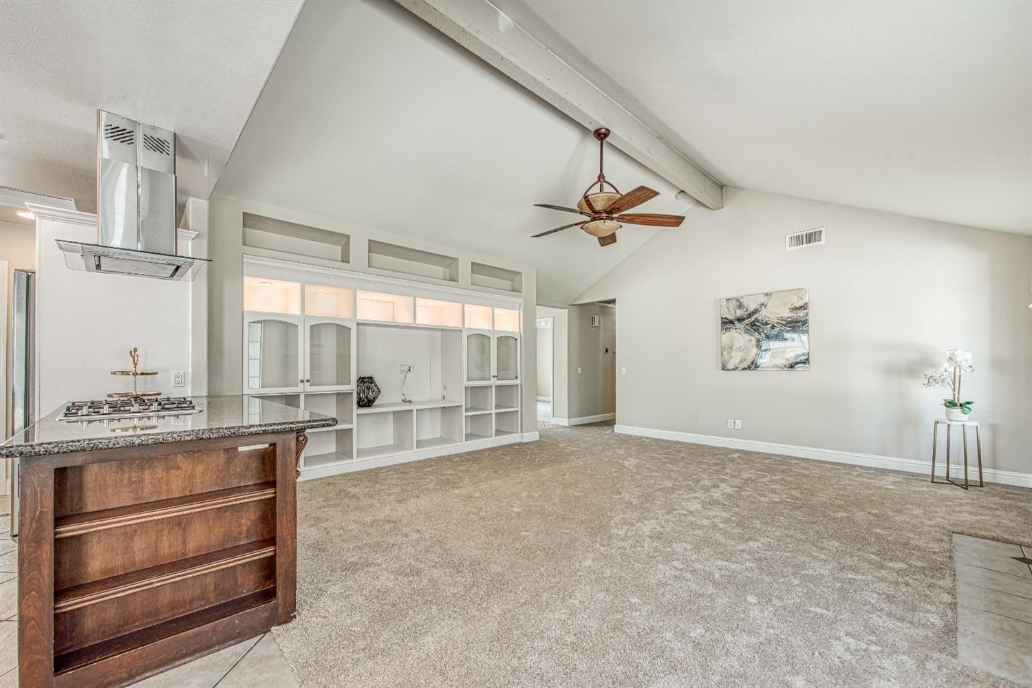 5358 W Clinton Ave, Fresno, CA 93722