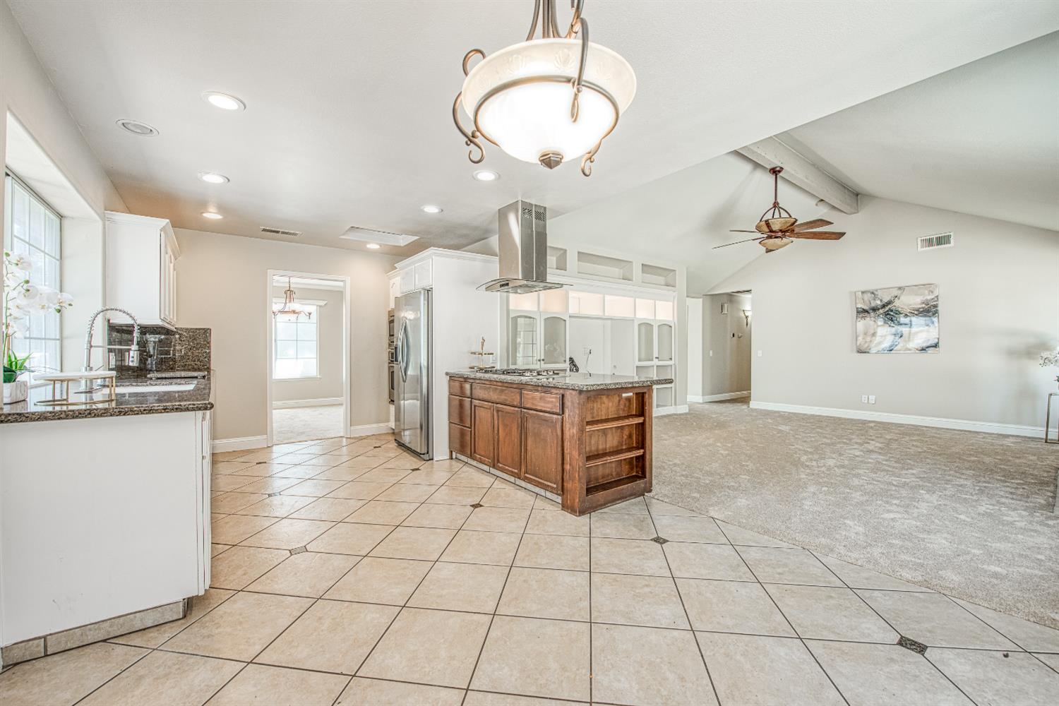 5358 W Clinton Ave, Fresno, CA 93722