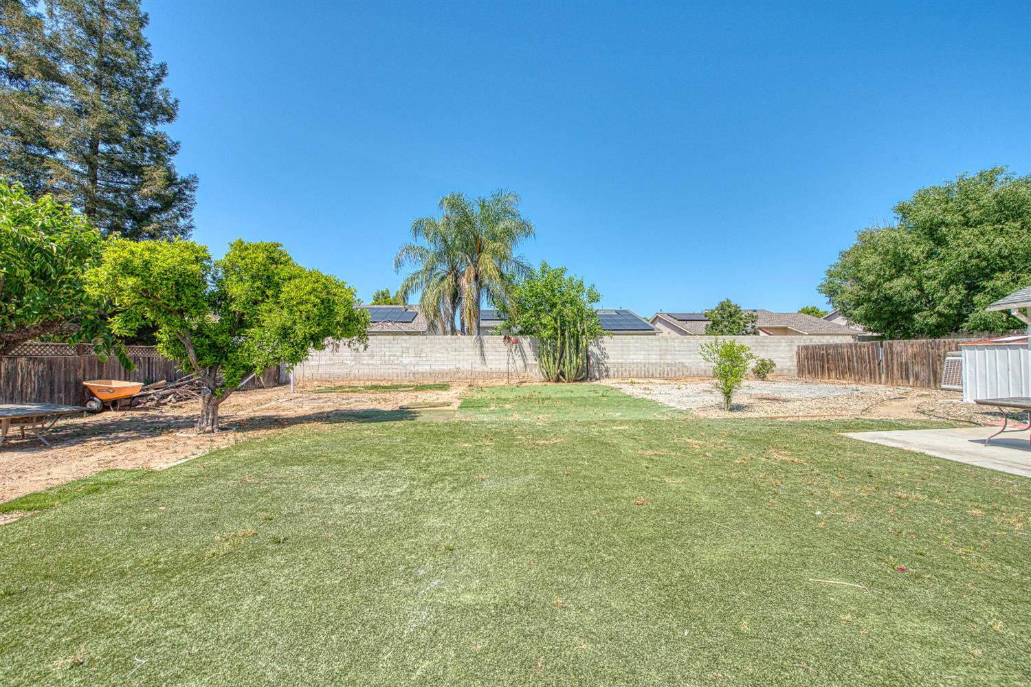 5358 W Clinton Ave, Fresno, CA 93722