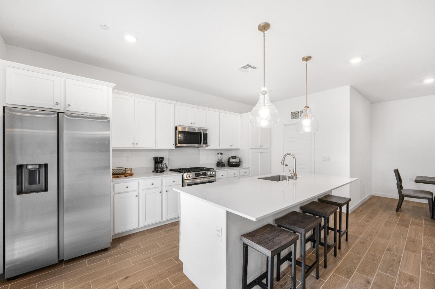 4457 Joaquin Ave, Clovis, CA 93619