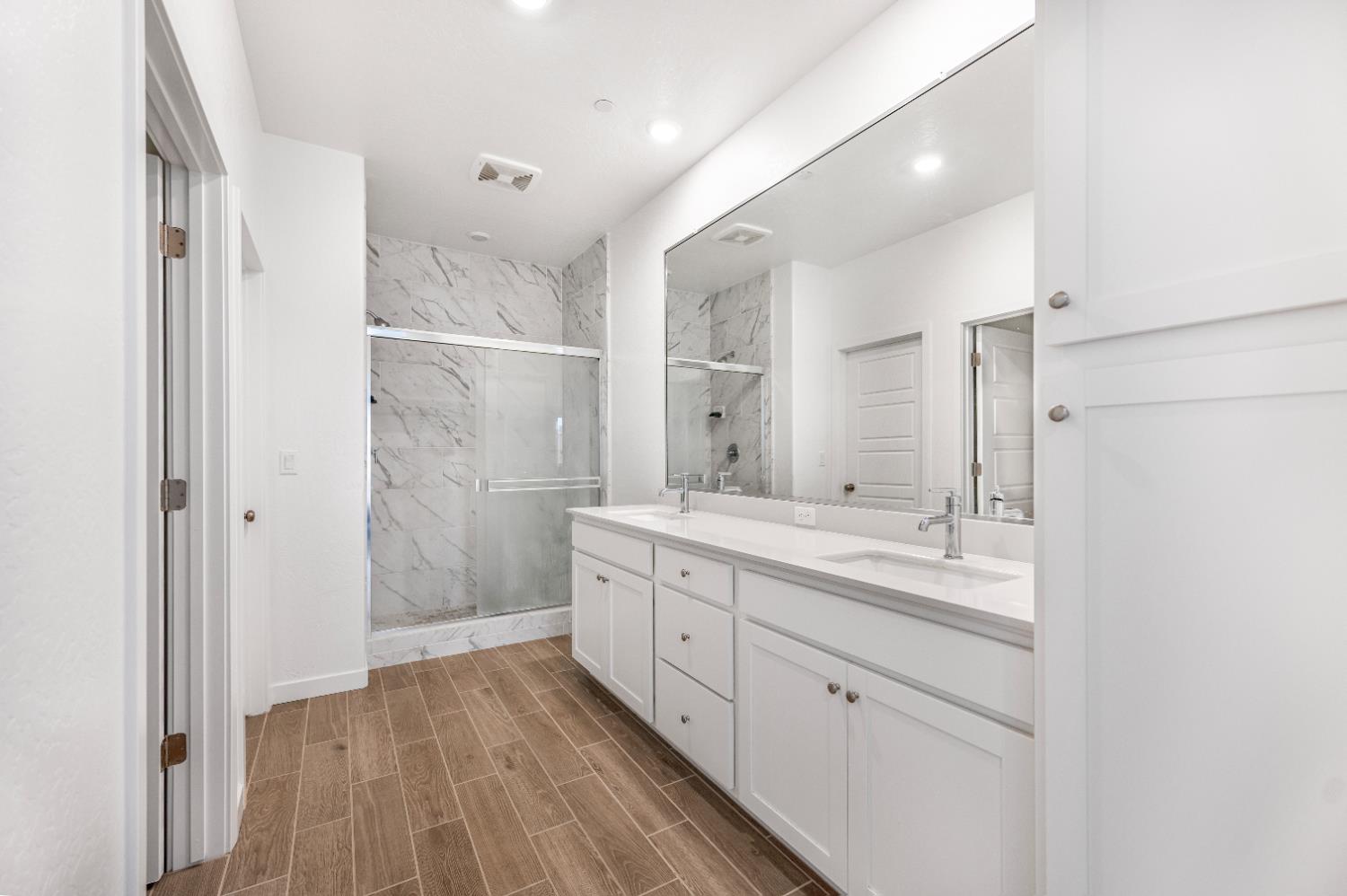 4457 Joaquin Ave, Clovis, CA 93619