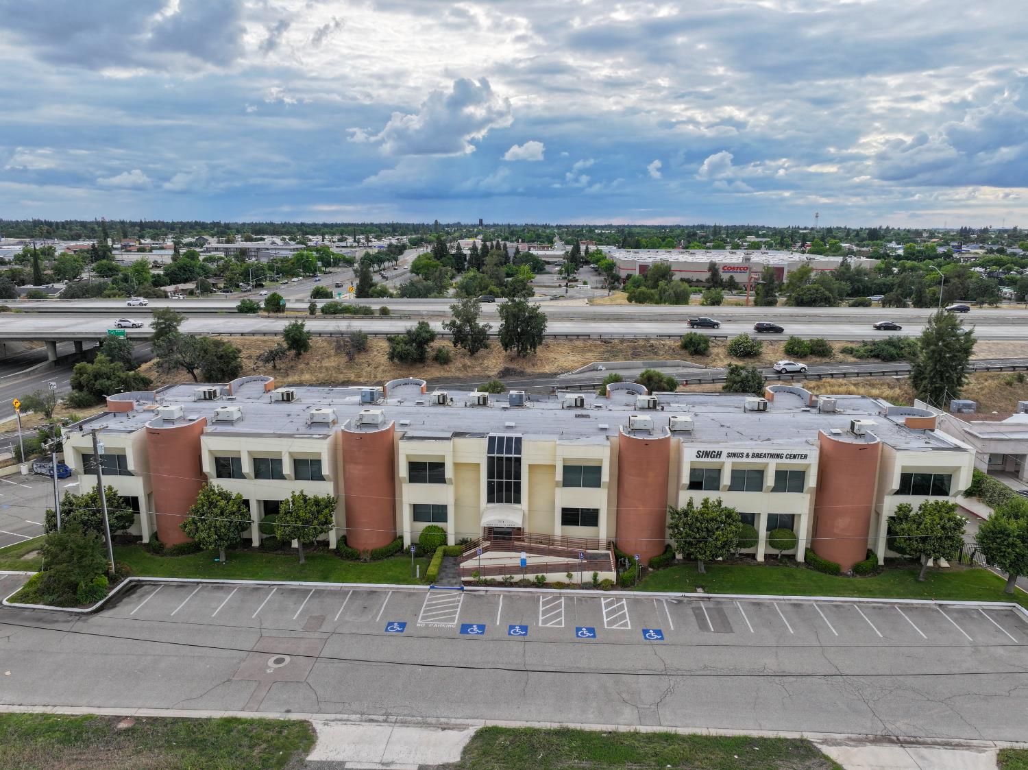 7011 N Howard, Fresno, CA 93720