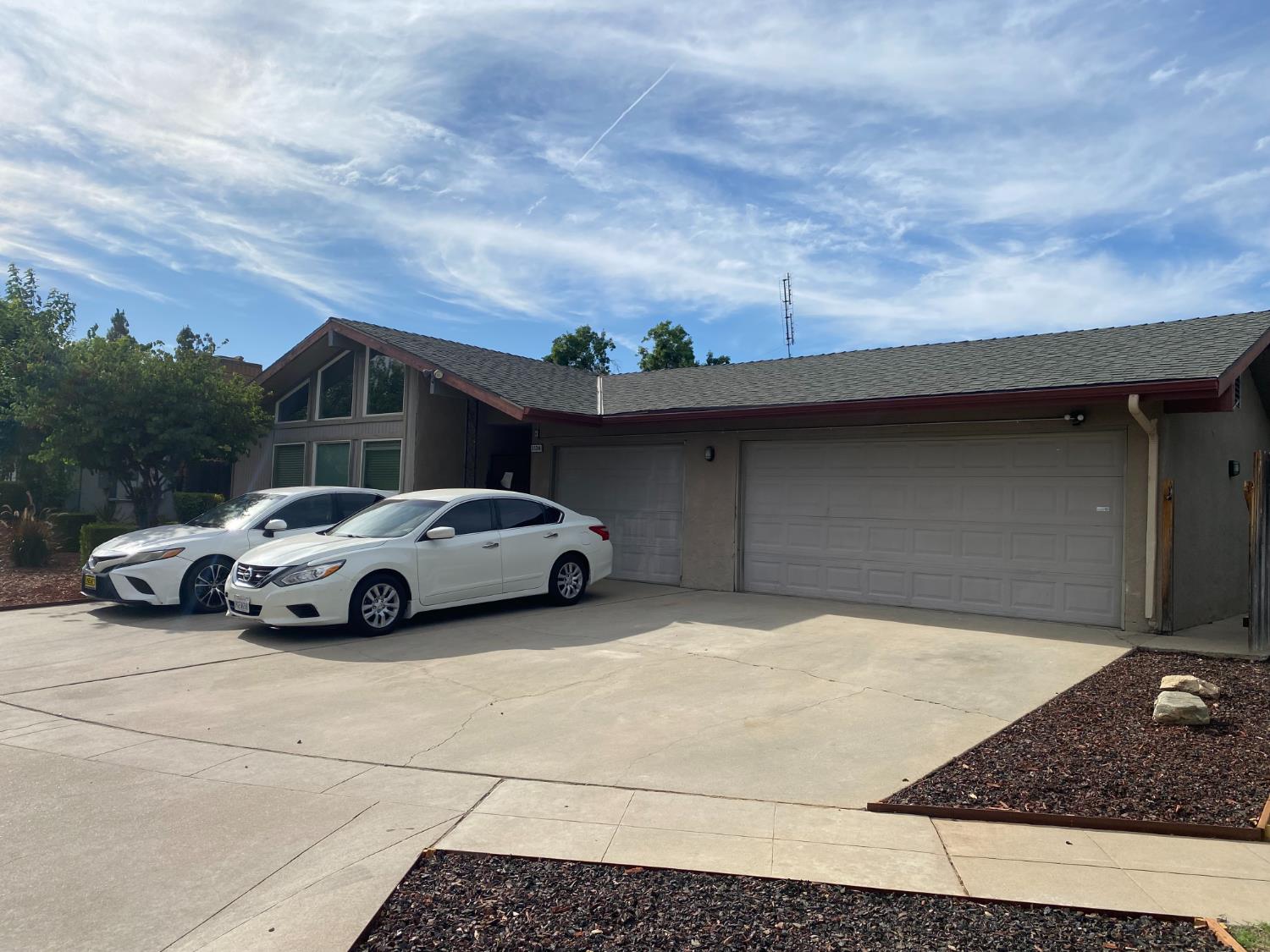 3136 W Austin 101 & 102 Way, Fresno, CA 93722