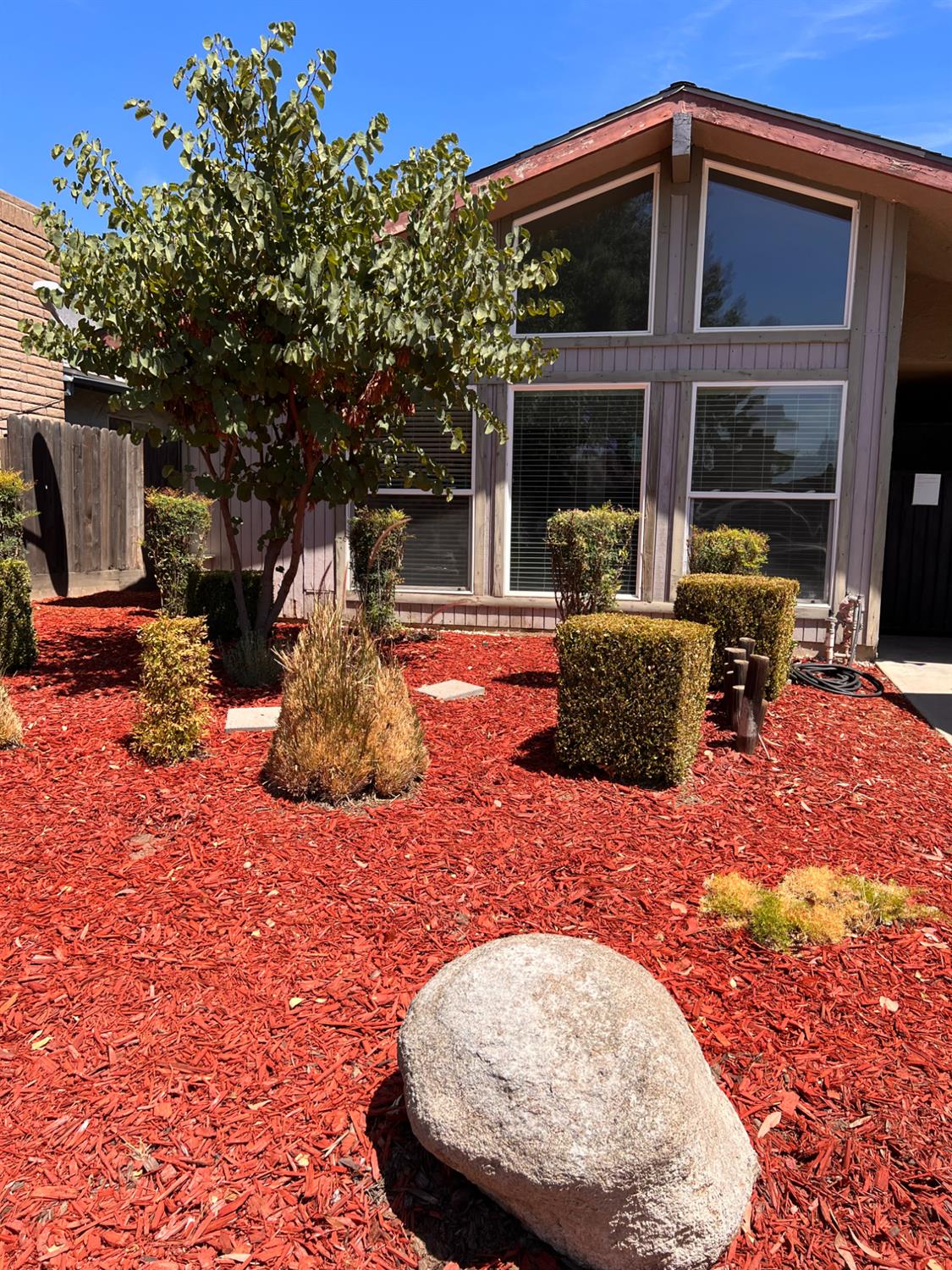 3136 W Austin 101 & 102 Way, Fresno, CA 93722