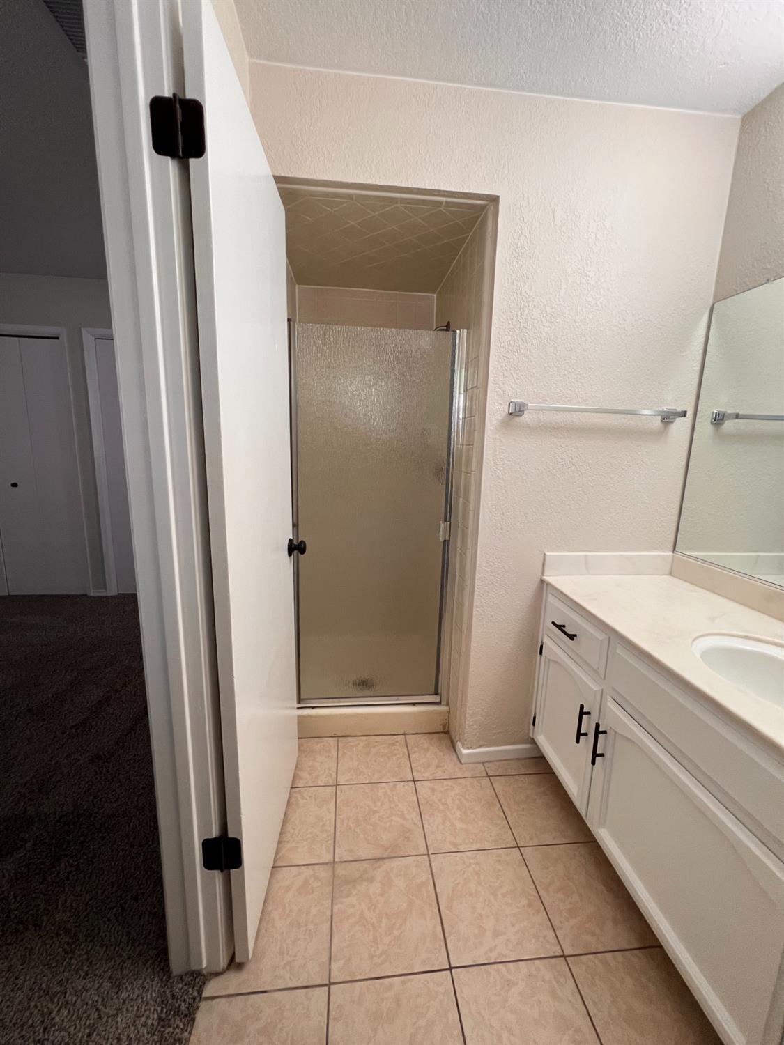 3136 W Austin 101 & 102 Way, Fresno, CA 93722