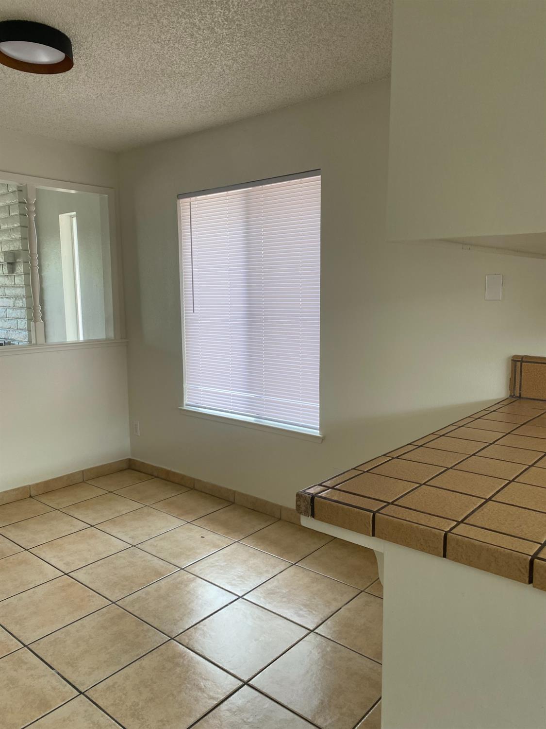 3136 W Austin 101 & 102 Way, Fresno, CA 93722